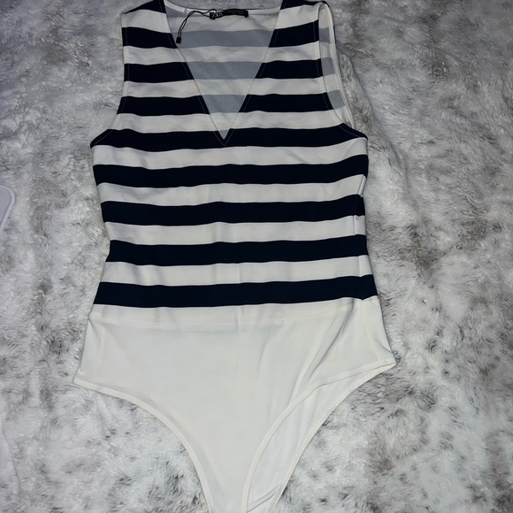ZARA BODY SUIT size Medium - Picture 1 of 3